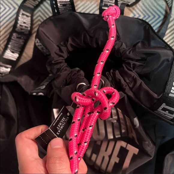 Victoria’s Secret Pink Hologram Bag Backpack - Picture 5 of 9